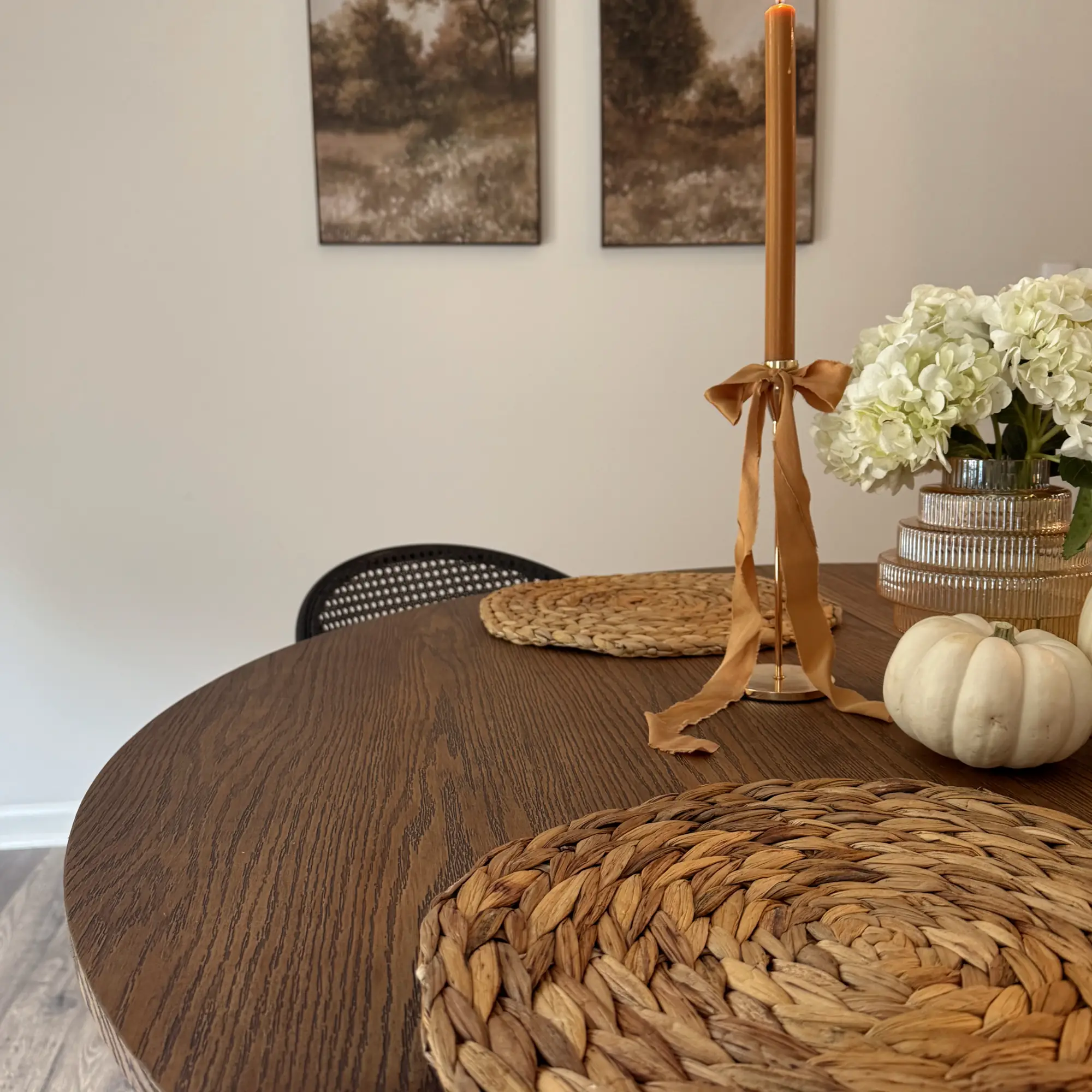 Cascais Round Dining Table - Image 49