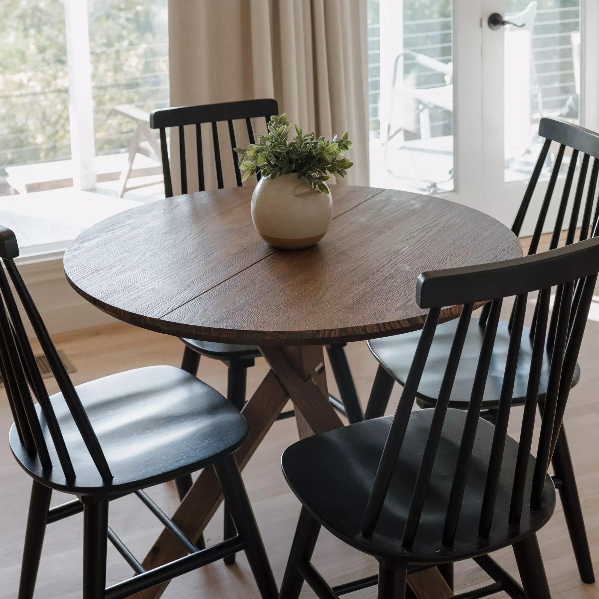Cascais Round Dining Table - Image 78