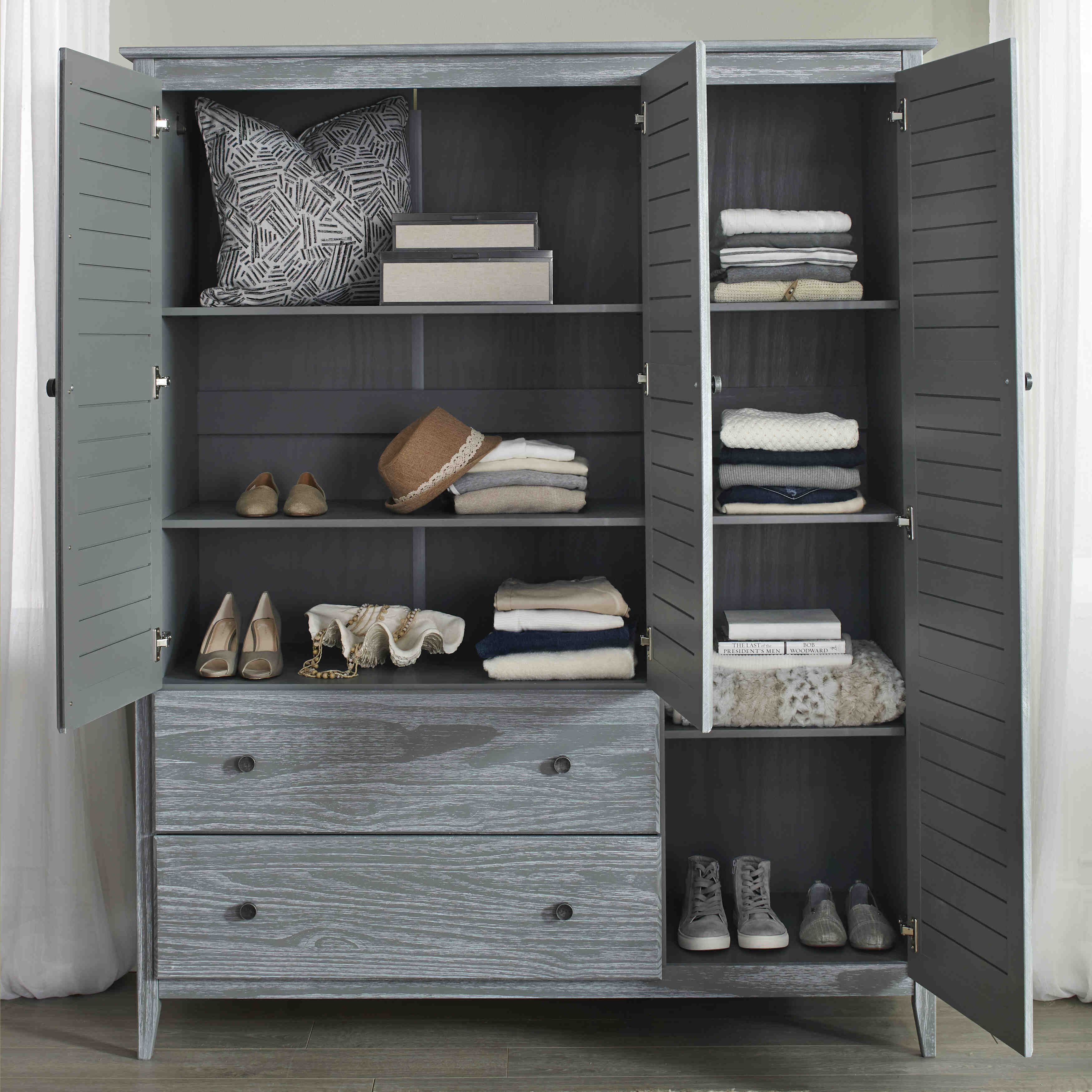Greenport 3-Door Wardrobe - Image 5
