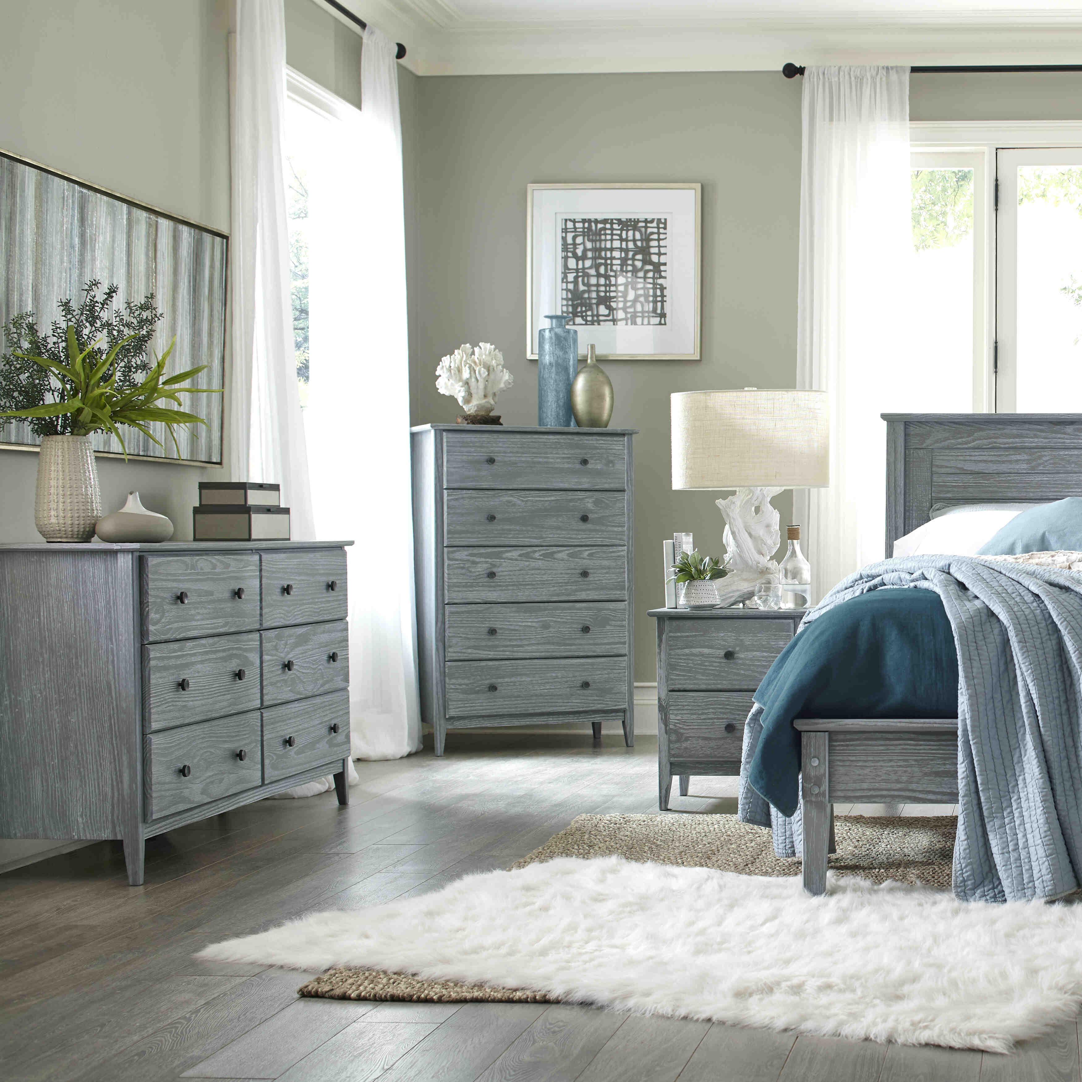 Greenport Louvered Platform Bed - Image 18