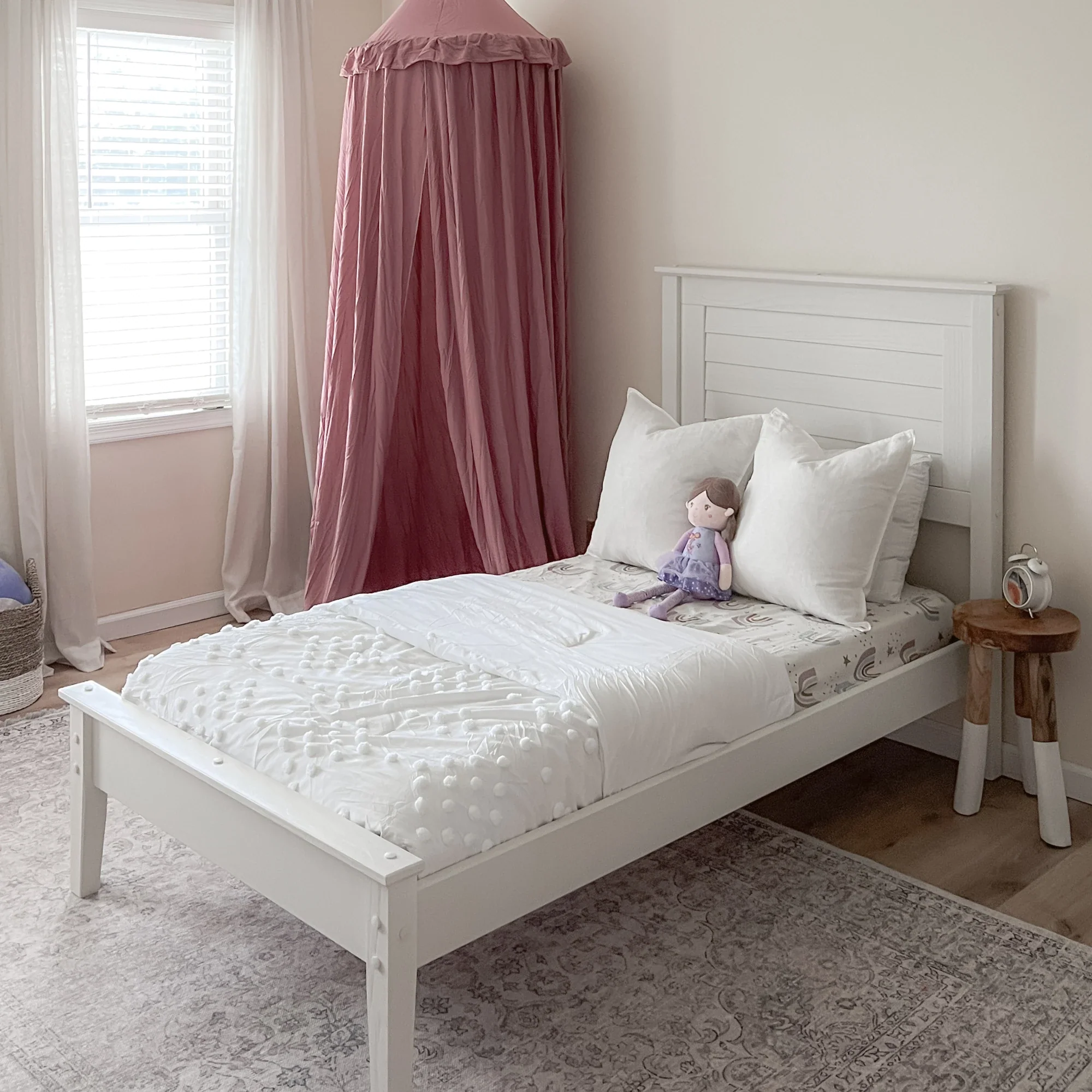 Greenport Louvered Platform Bed - Image 52