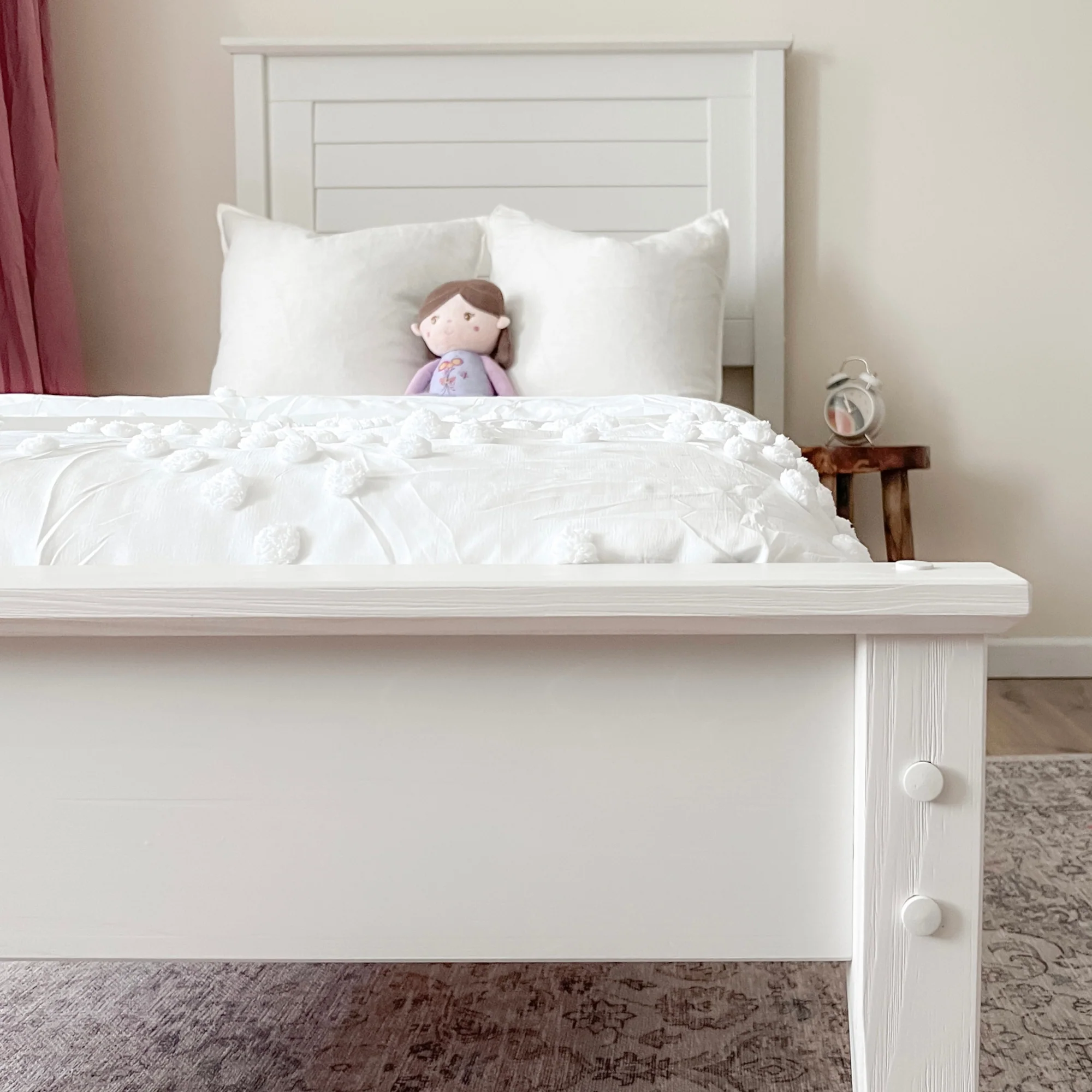 Greenport Louvered Platform Bed - Image 54