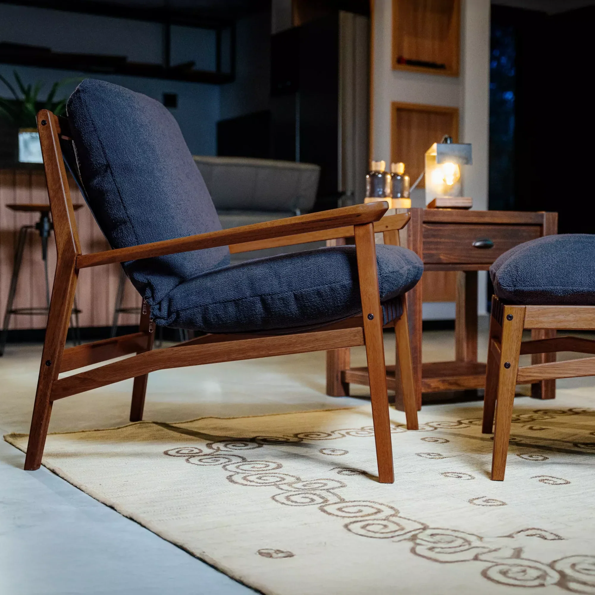 Mid Century Lounge Chair - Image 34
