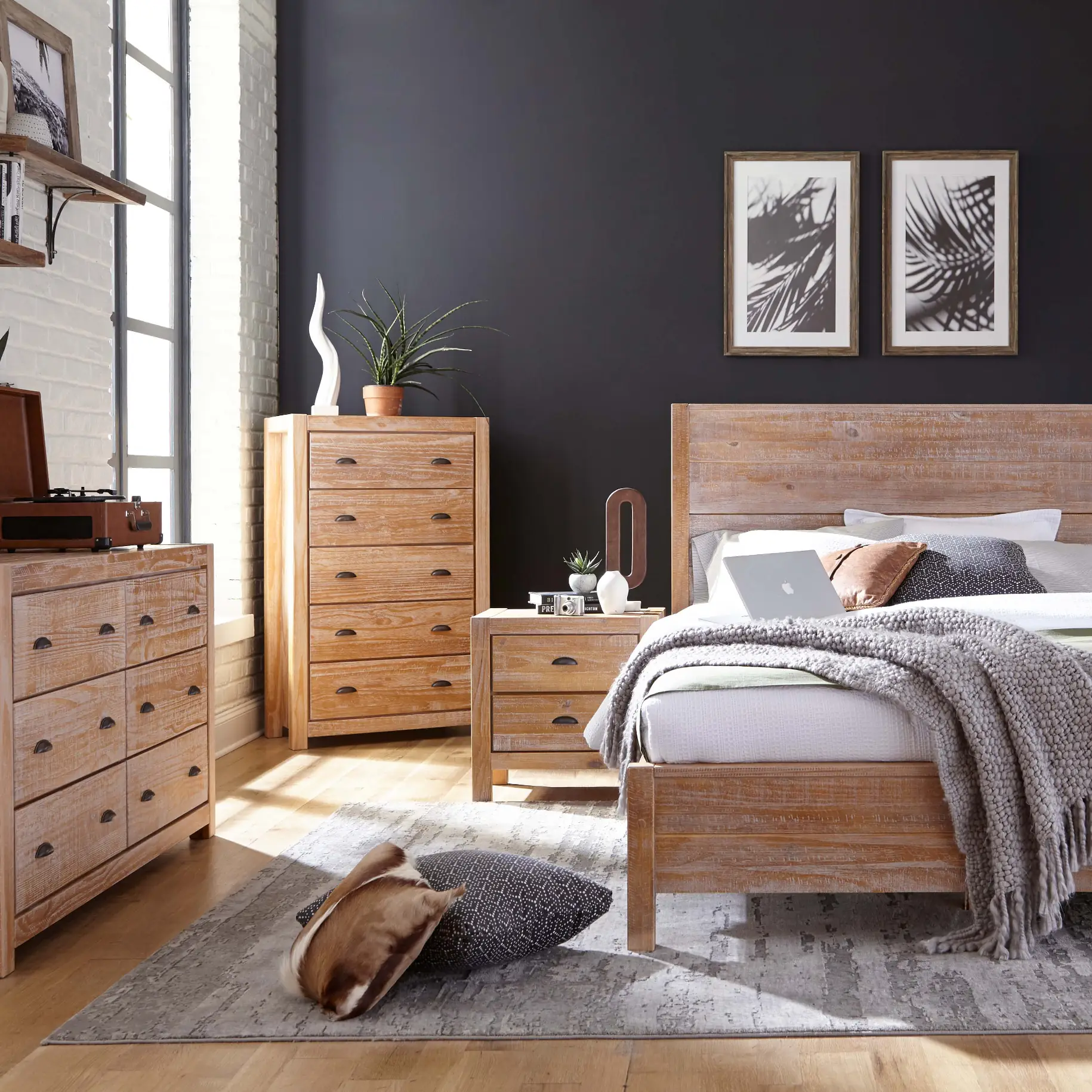 Montauk Bedroom Set (5-Piece) - Image 29