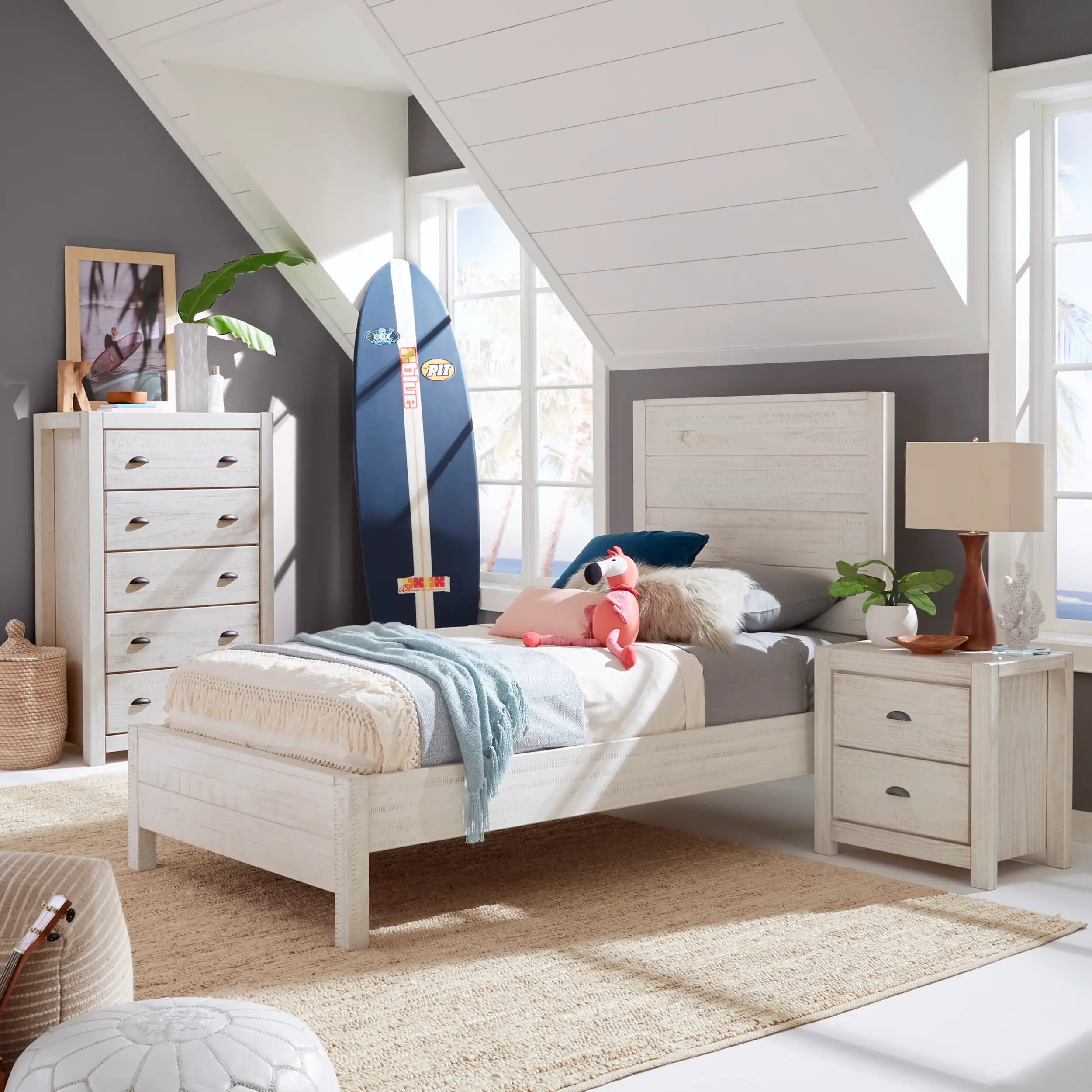 Montauk Bedroom Set (5-Piece) - Image 6