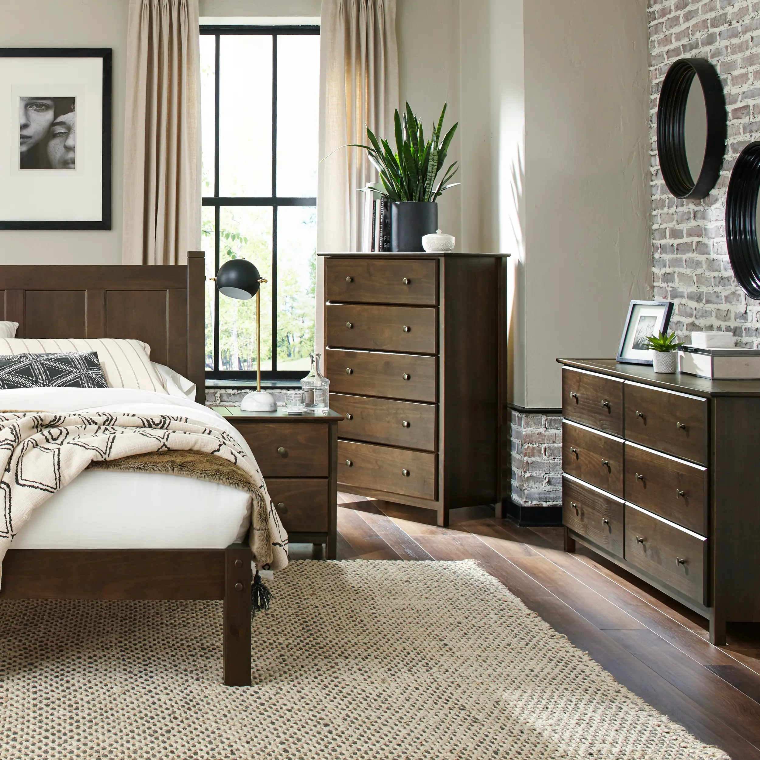 Shaker Bedroom Set (5-Piece) - Image 3
