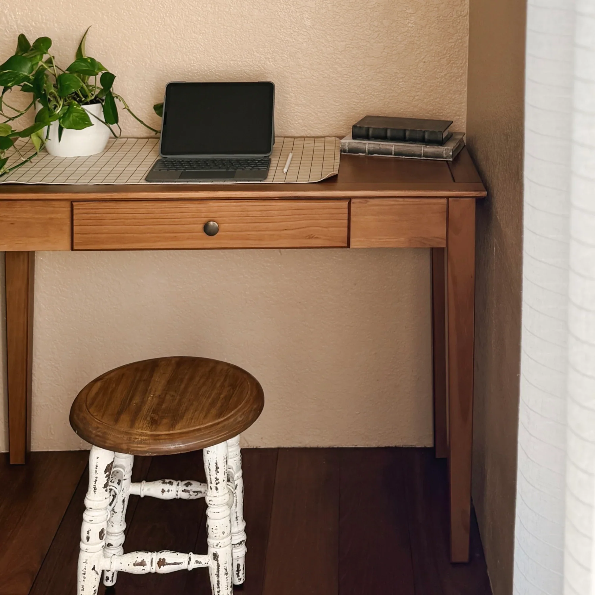 Shaker 44" Desk / Dressing table - Image 14